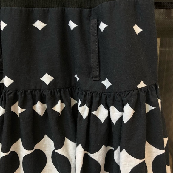 Black & White dress - Picture 4 of 10